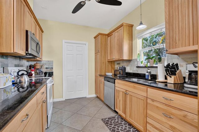 459 NE 1st Avenue, Deerfield Beach, FL 33441