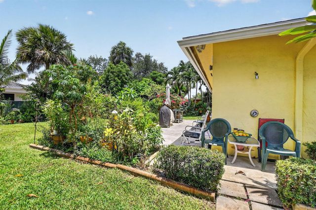 459 NE 1st Avenue, Deerfield Beach, FL 33441