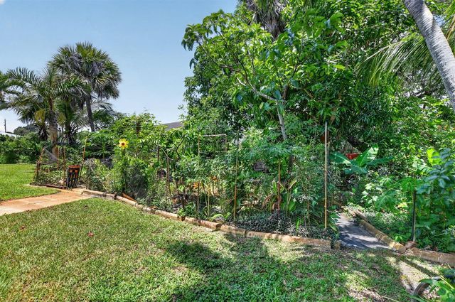 459 NE 1st Avenue, Deerfield Beach, FL 33441