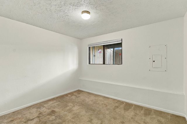 8305 N Colton St, Spokane, WA 99208