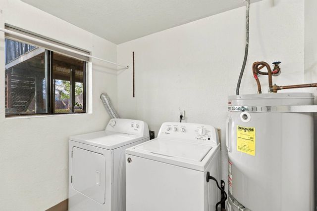 8305 N Colton St, Spokane, WA 99208
