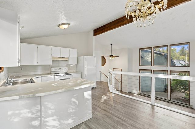8305 N Colton St, Spokane, WA 99208