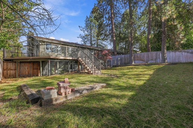 8305 N Colton St, Spokane, WA 99208
