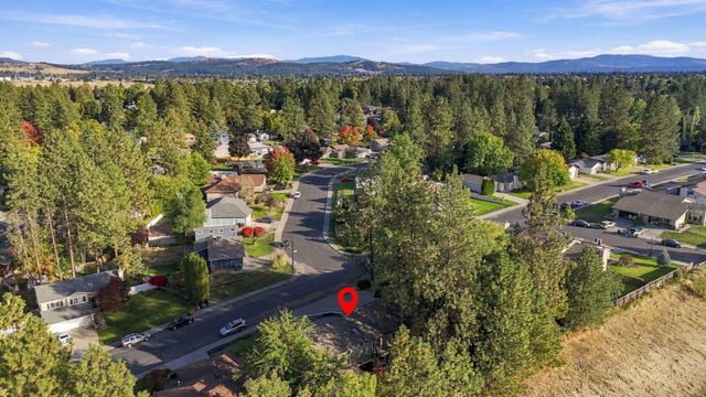 8305 N Colton St, Spokane, WA 99208