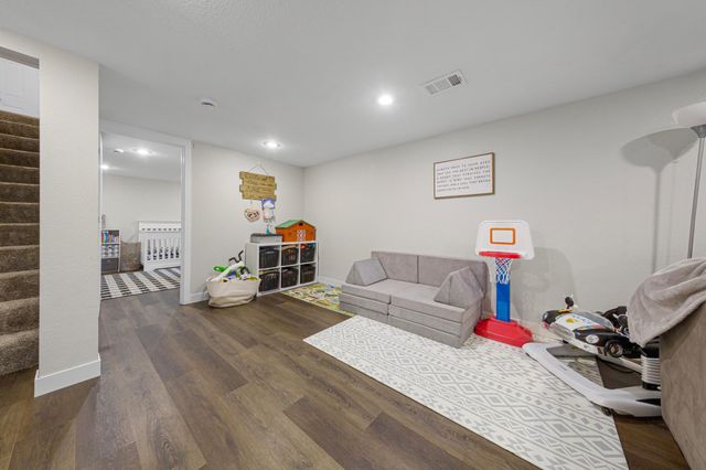 1801 Sunray Avenue, Mankato, MN 56001