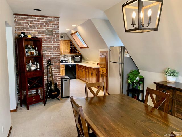 1 Library Road, Tuxedo Park, NY 10987