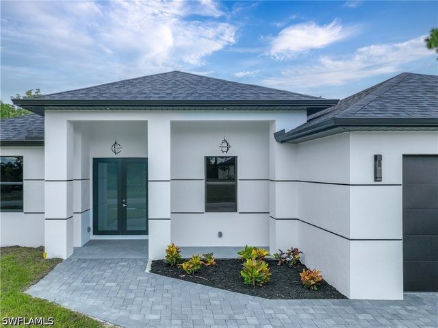 3908 Sunset RD, Lehigh Acres, FL 33971