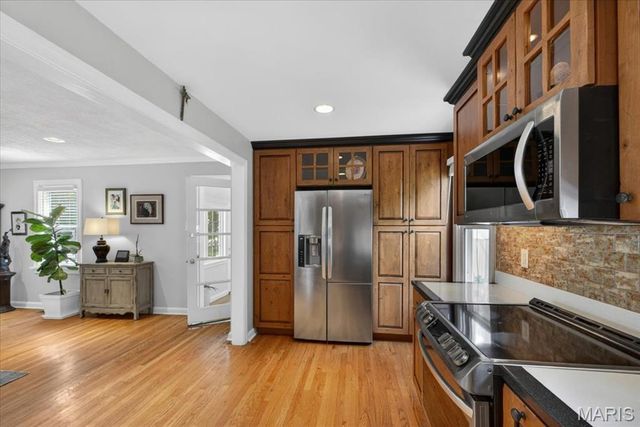214 Way Avenue, Kirkwood, MO 63122