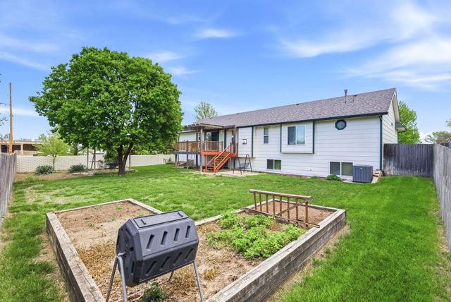 1 N Valley Oaks Ct., Valley Center, KS 67147