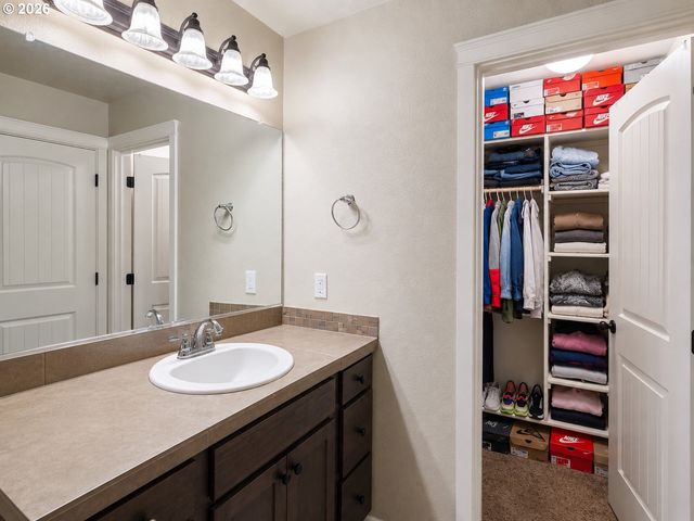 17610 Sw AIDAN Ct, Beaverton, OR 97003