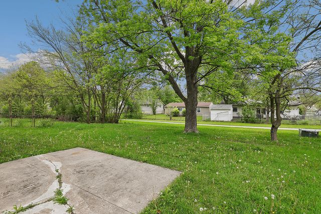 22147 E Churchill Drive, Richton Park, IL 60471