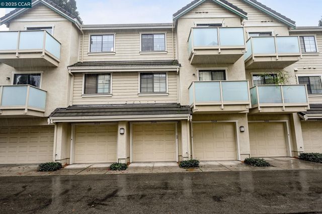 3048 Fostoria Cir, Danville, CA 94526