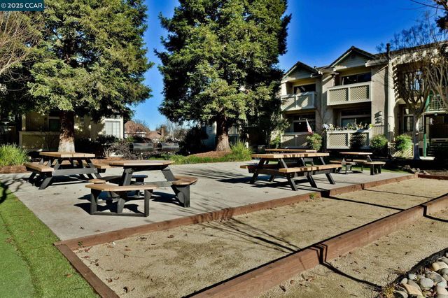 3048 Fostoria Cir, Danville, CA 94526