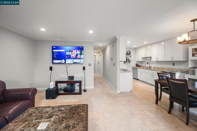 3048 Fostoria Cir, Danville, CA 94526