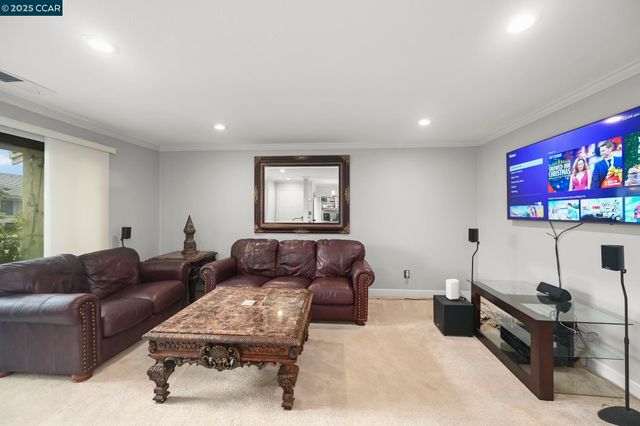 3048 Fostoria Cir, Danville, CA 94526