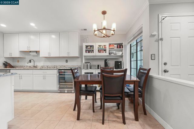 3048 Fostoria Cir, Danville, CA 94526