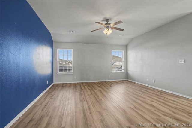 9278 S 254th East Avenue, Broken Arrow, OK 74014