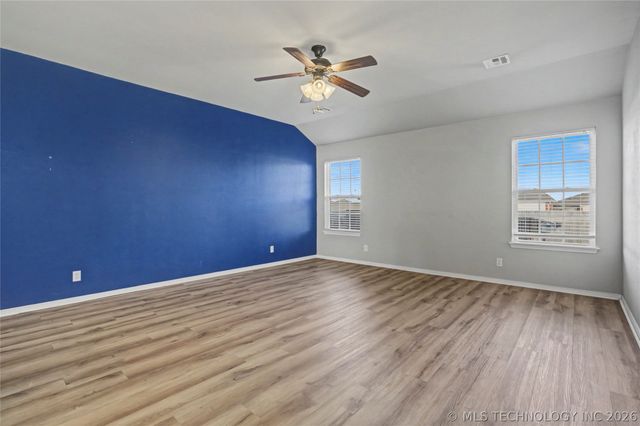 9278 S 254th East Avenue, Broken Arrow, OK 74014