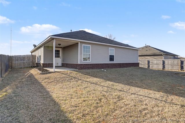 9278 S 254th East Avenue, Broken Arrow, OK 74014