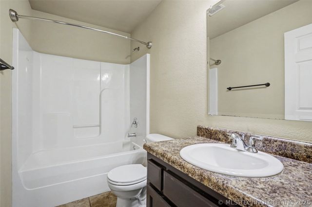 9278 S 254th East Avenue, Broken Arrow, OK 74014