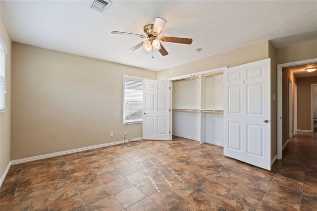 7109 Poplar Drive, Galveston, TX 77551