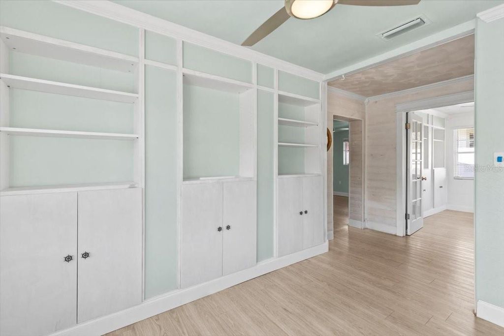 Image 4 of property listing at 672 CORDOVA AVENUE, Ormond Beach, FL 32174