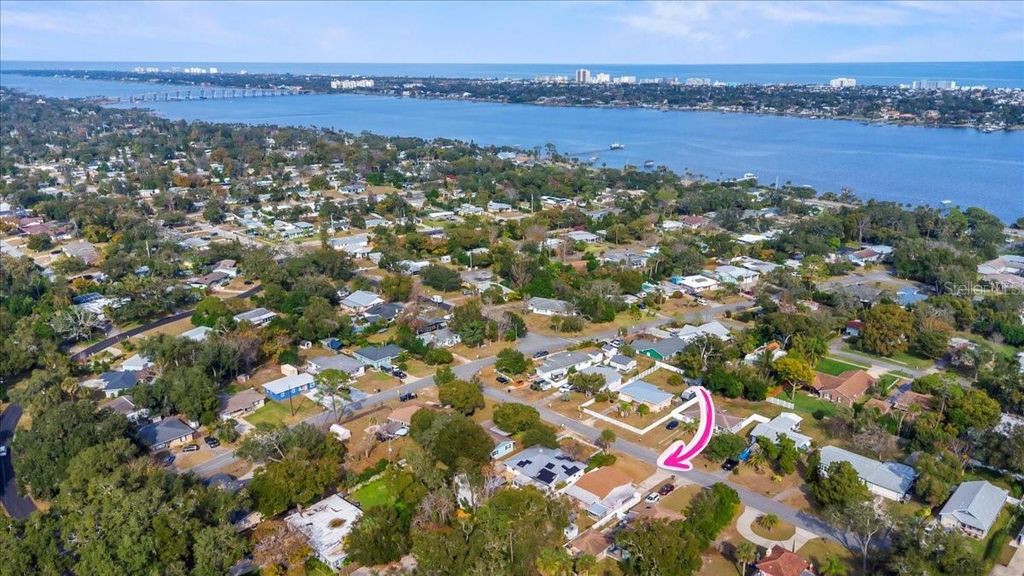 Image 39 of property listing at 672 CORDOVA AVENUE, Ormond Beach, FL 32174