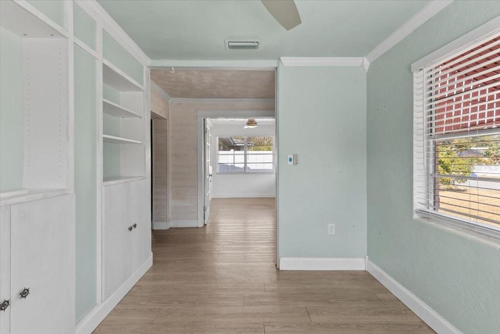 Image 5 of property listing at 672 CORDOVA AVENUE, Ormond Beach, FL 32174