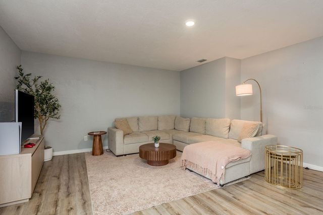 876 116TH AVENUE N 102, St Petersburg, FL 33716