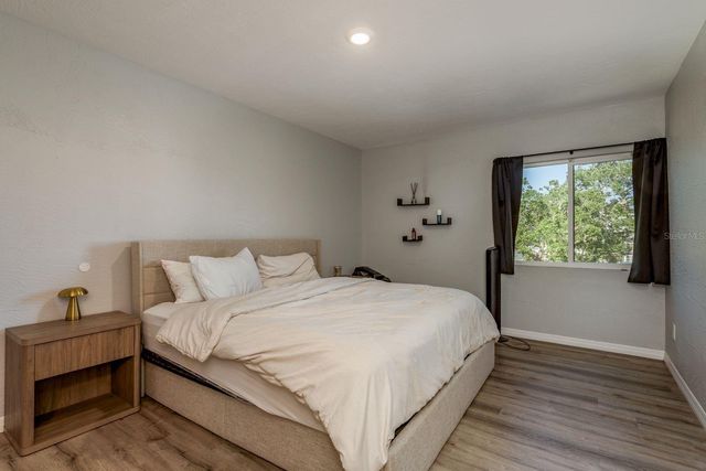 876 116TH AVENUE N 102, St Petersburg, FL 33716