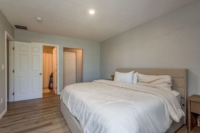 876 116TH AVENUE N 102, St Petersburg, FL 33716