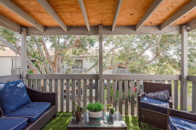 876 116TH AVENUE N 102, St Petersburg, FL 33716