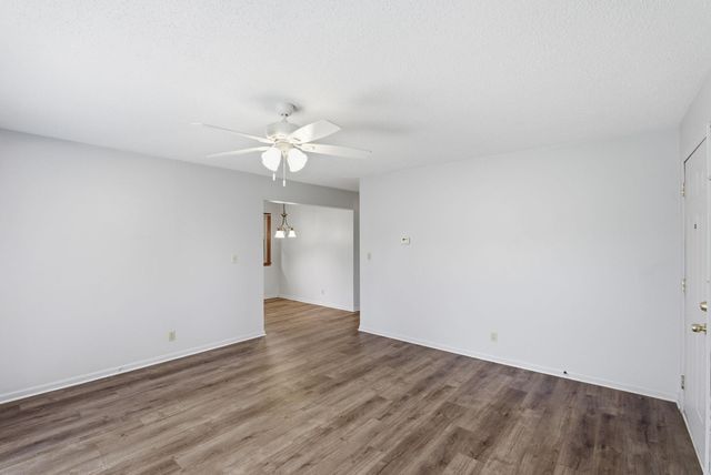 6039 N East Park View, Park City, KS 67219
