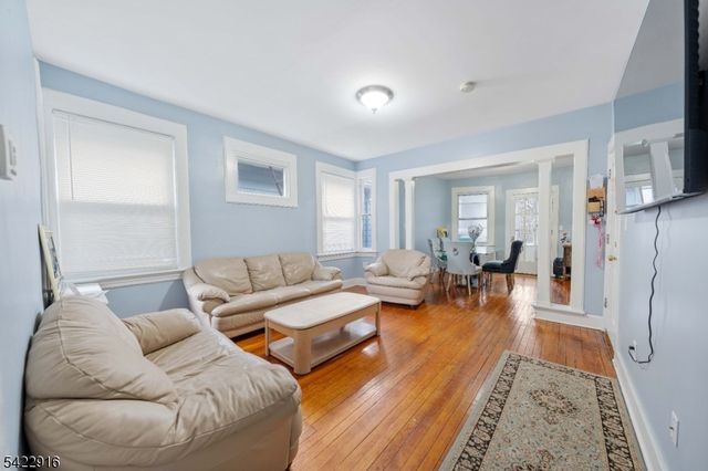 1116 North Ave, Elizabeth City, NJ 07201