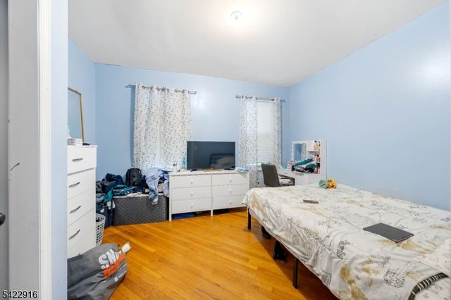 1116 North Ave, Elizabeth City, NJ 07201