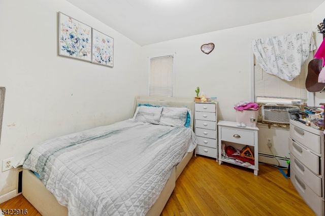 1116 North Ave, Elizabeth City, NJ 07201