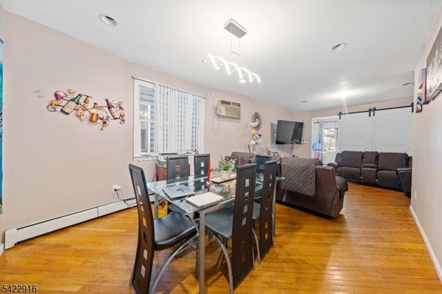 1116 North Ave, Elizabeth City, NJ 07201