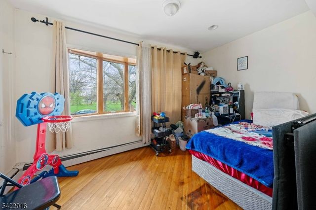 1116 North Ave, Elizabeth City, NJ 07201