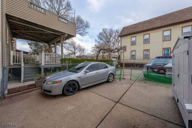 1116 North Ave, Elizabeth City, NJ 07201