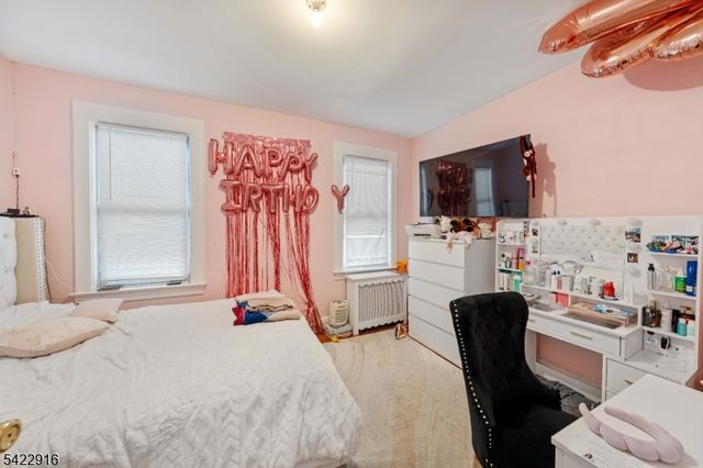 1116 North Ave, Elizabeth City, NJ 07201
