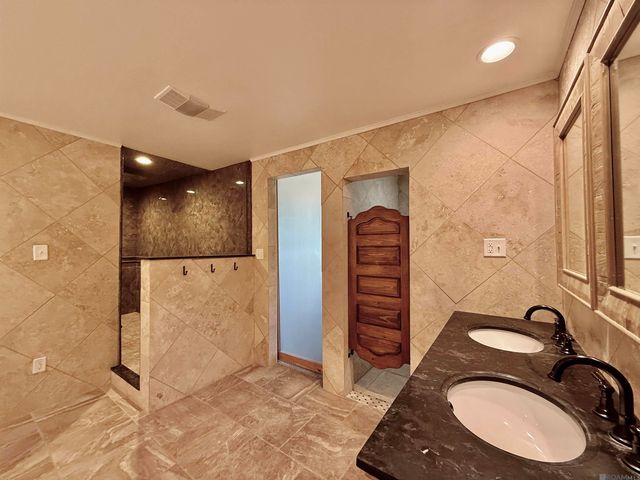 16706 Planchet Rd, Greenwell Springs, LA 70739