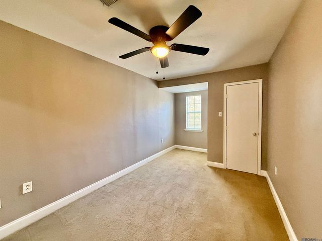 16706 Planchet Rd, Greenwell Springs, LA 70739