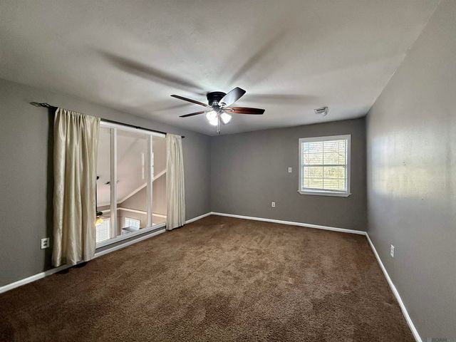 16706 Planchet Rd, Greenwell Springs, LA 70739