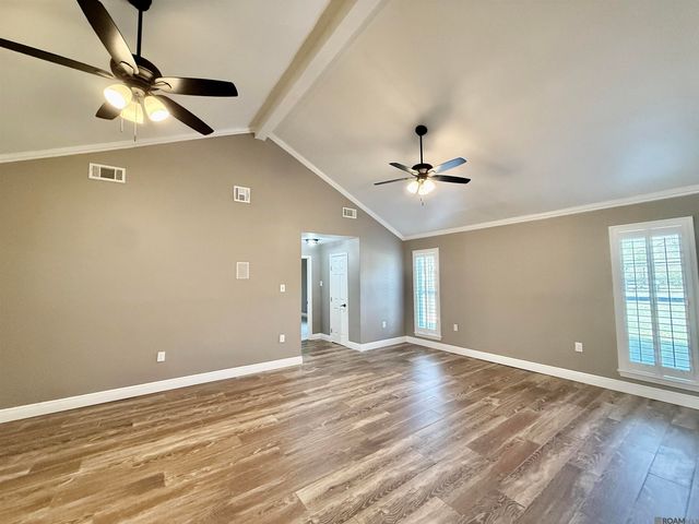 16706 Planchet Rd, Greenwell Springs, LA 70739