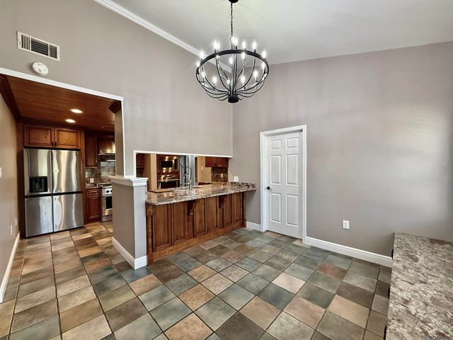 16706 Planchet Rd, Greenwell Springs, LA 70739