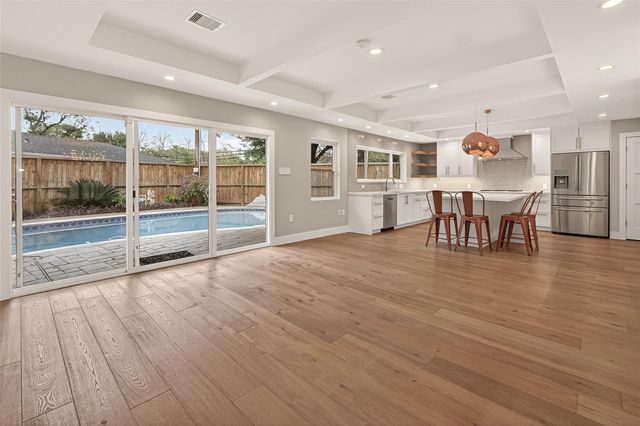 5310 Spellman Road, Houston, TX 77096