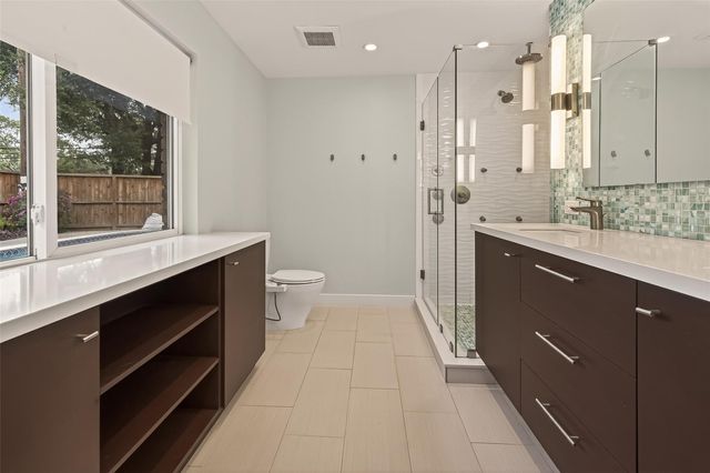 5310 Spellman Road, Houston, TX 77096