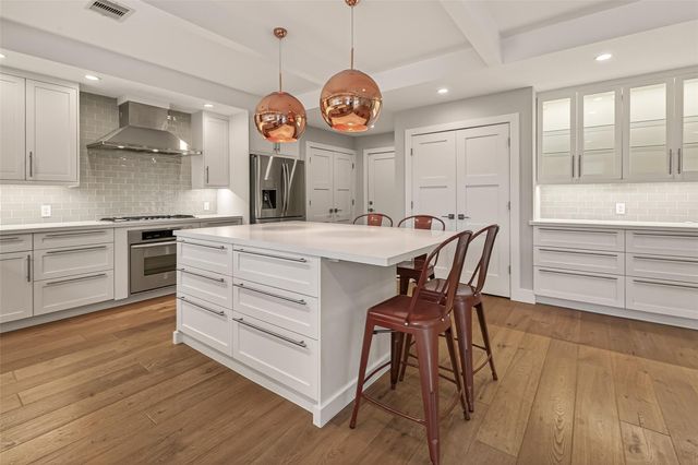 5310 Spellman Road, Houston, TX 77096