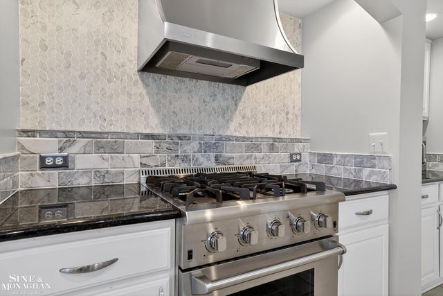 9 Golfside Drive, Saint Clair, MI 48079