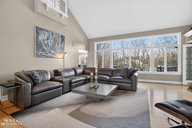 9 Golfside Drive, Saint Clair, MI 48079